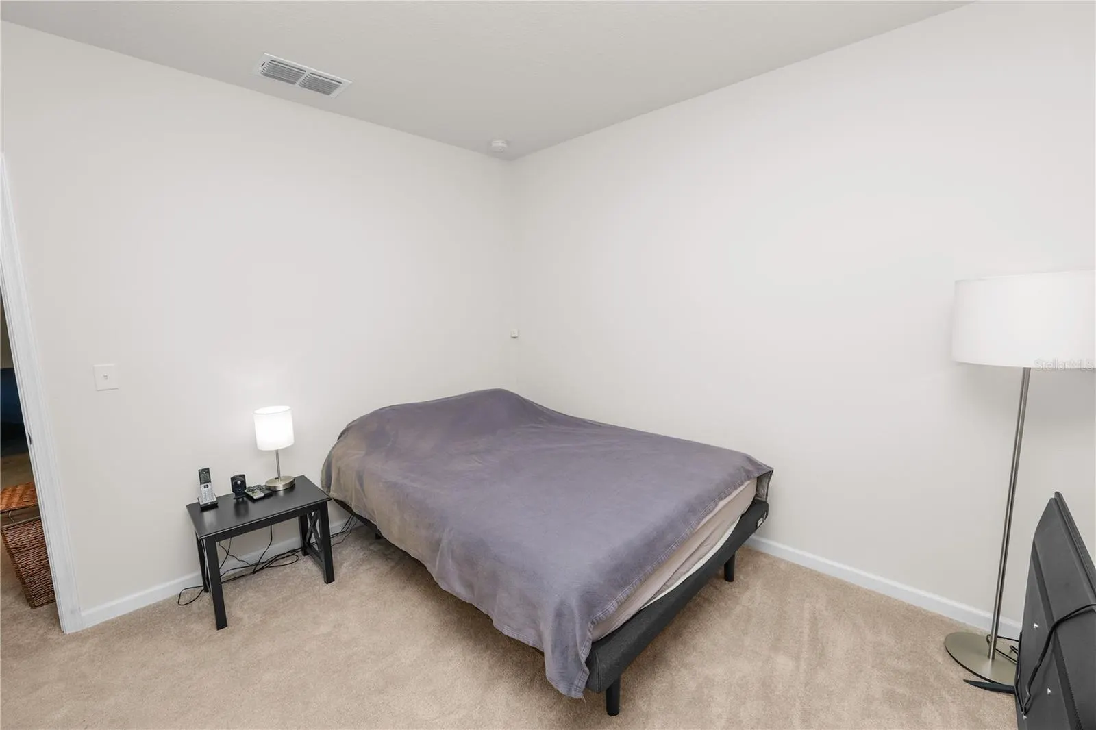913 EAGLE ROCK TER