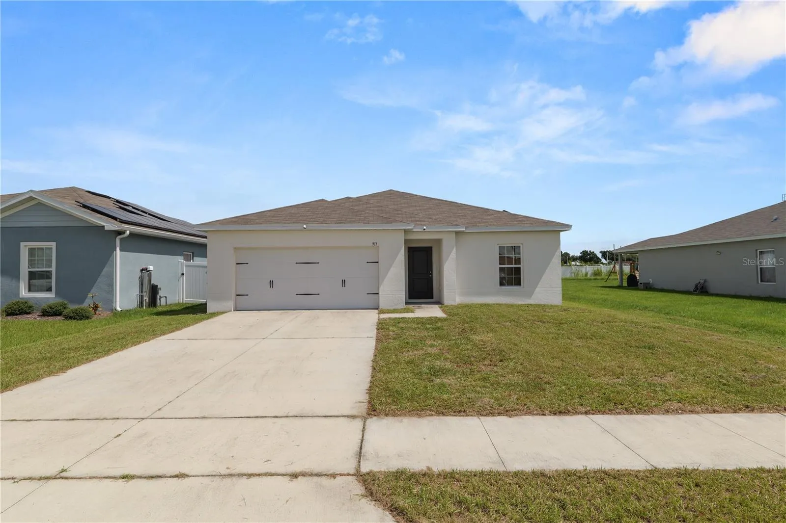 913 EAGLE ROCK TER