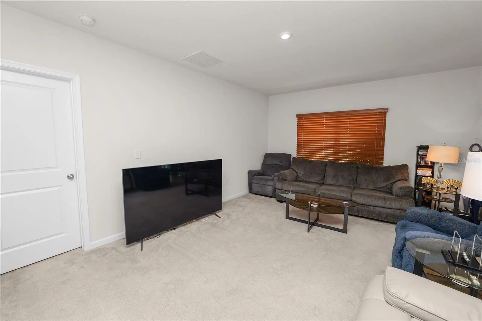 913 EAGLE ROCK TER