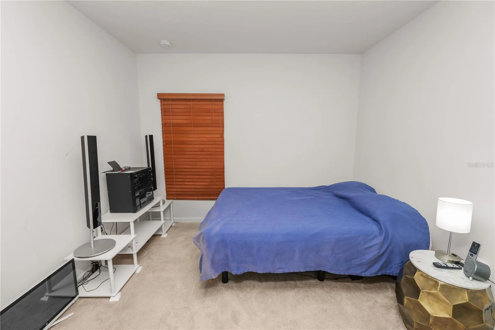 913 EAGLE ROCK TER