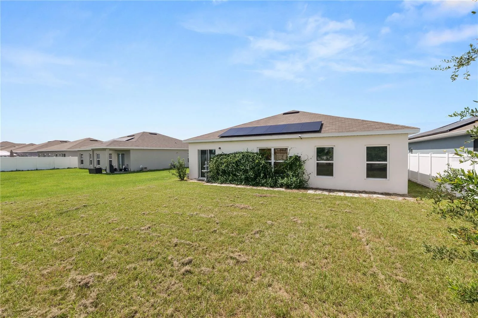 913 EAGLE ROCK TER