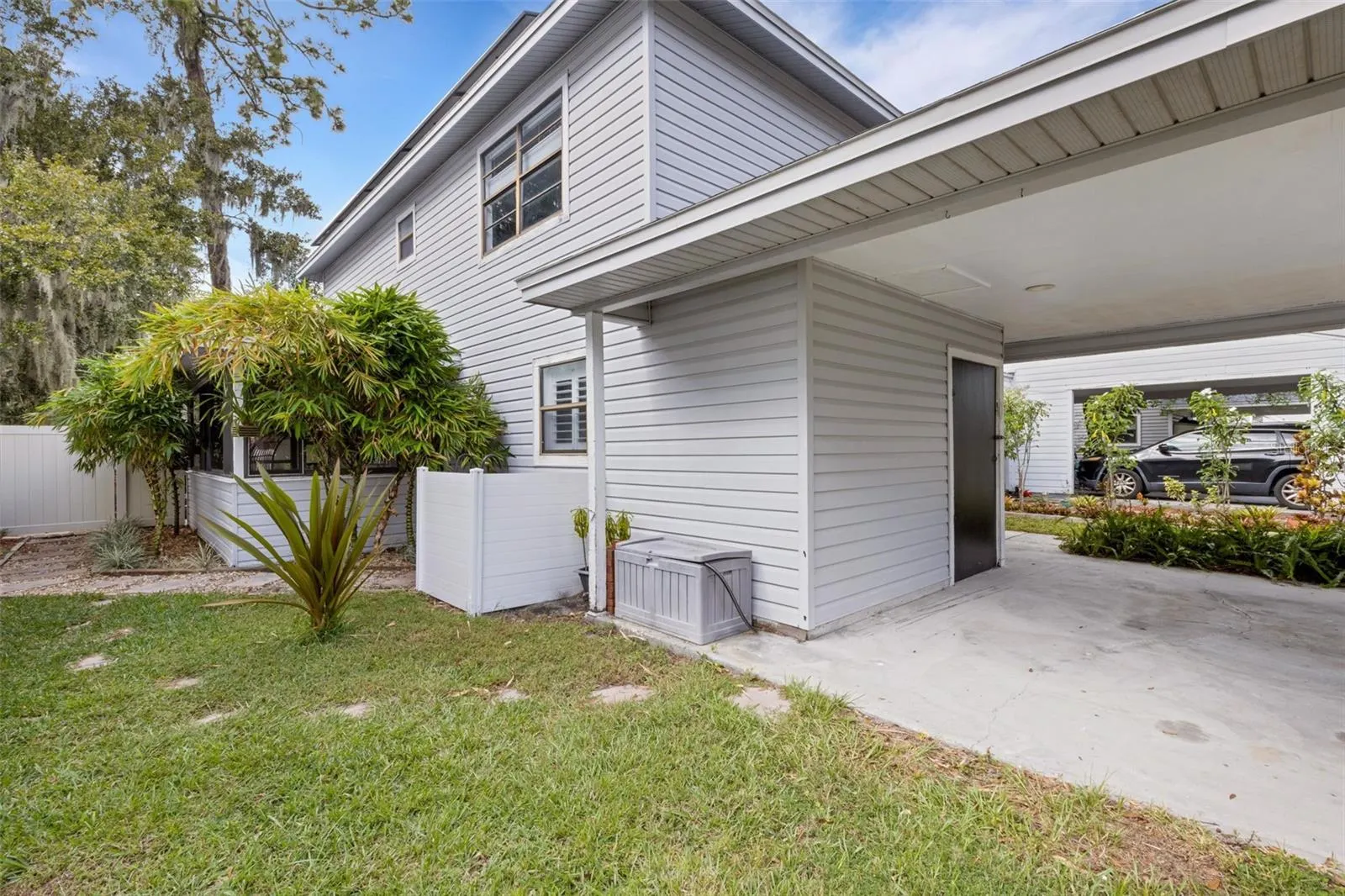 3585 RAINTREE WAY