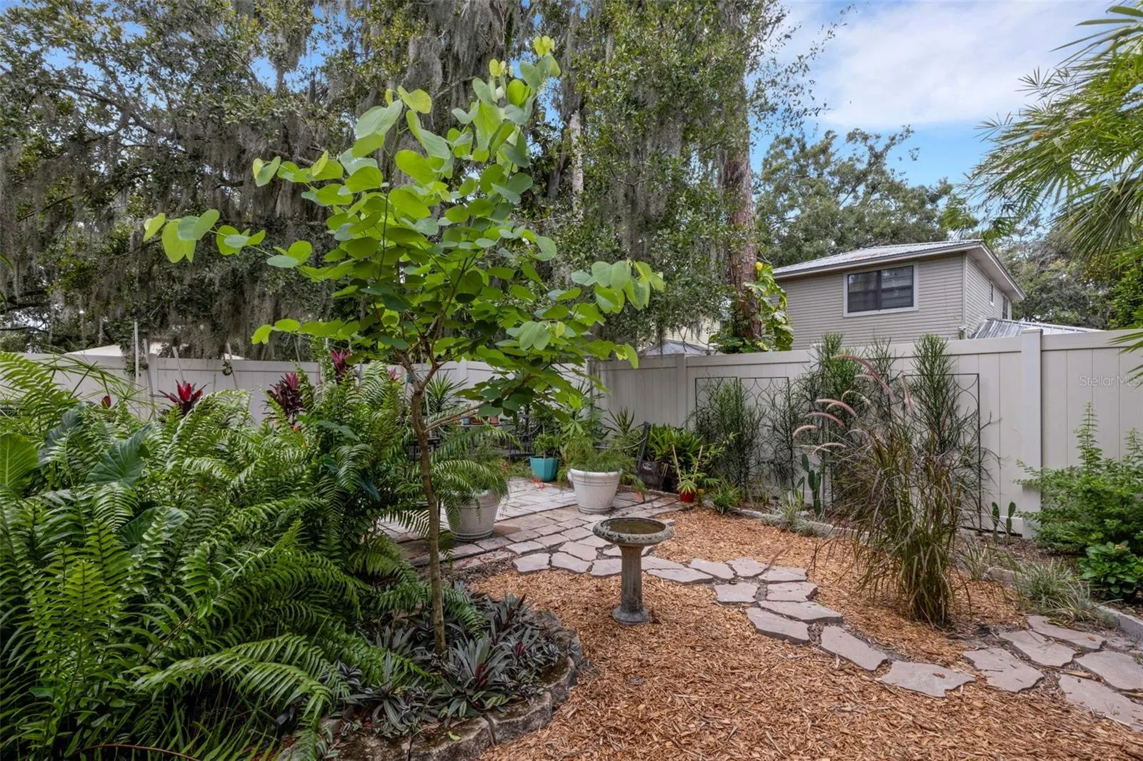 3585 RAINTREE WAY