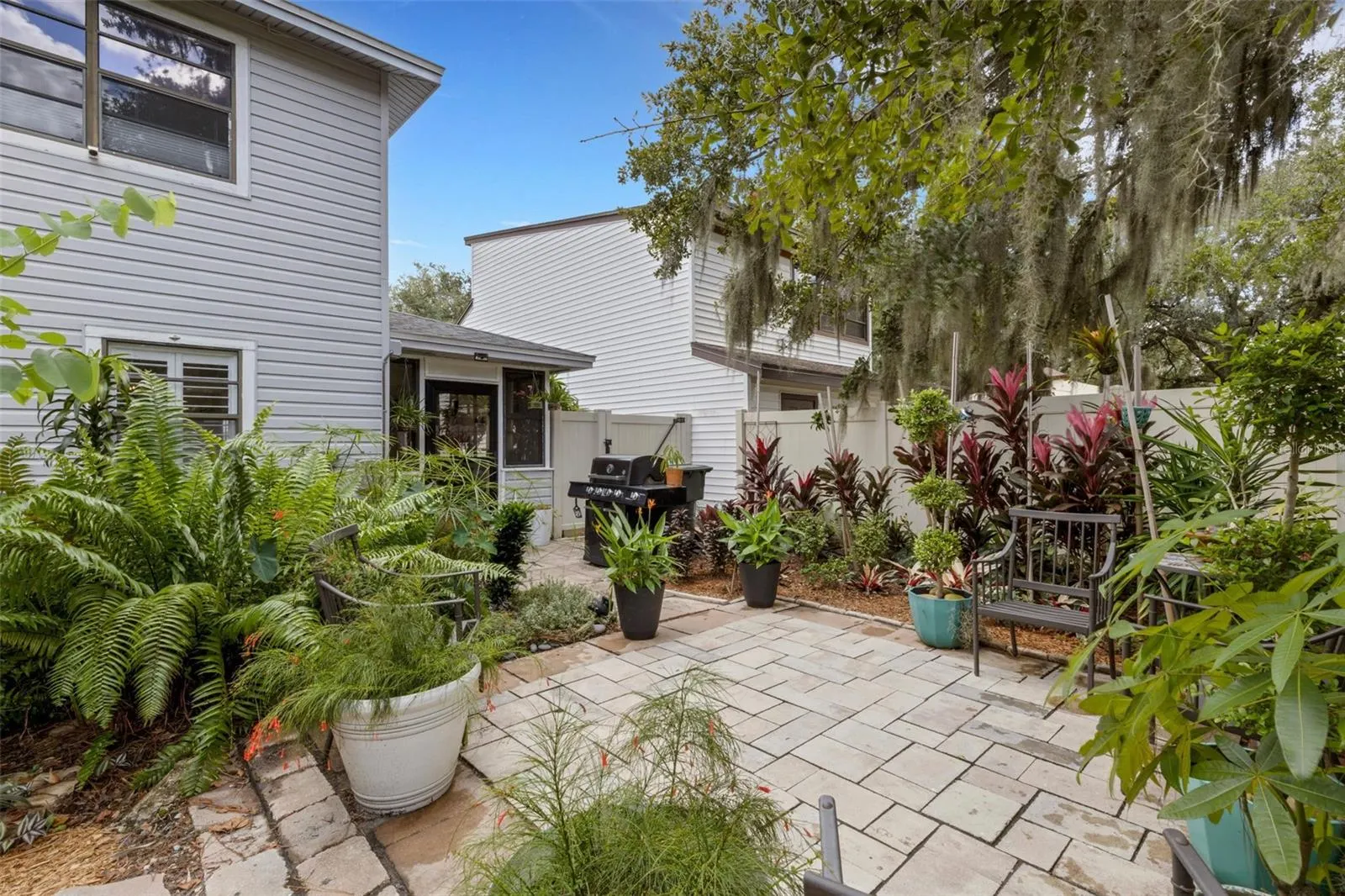 3585 RAINTREE WAY