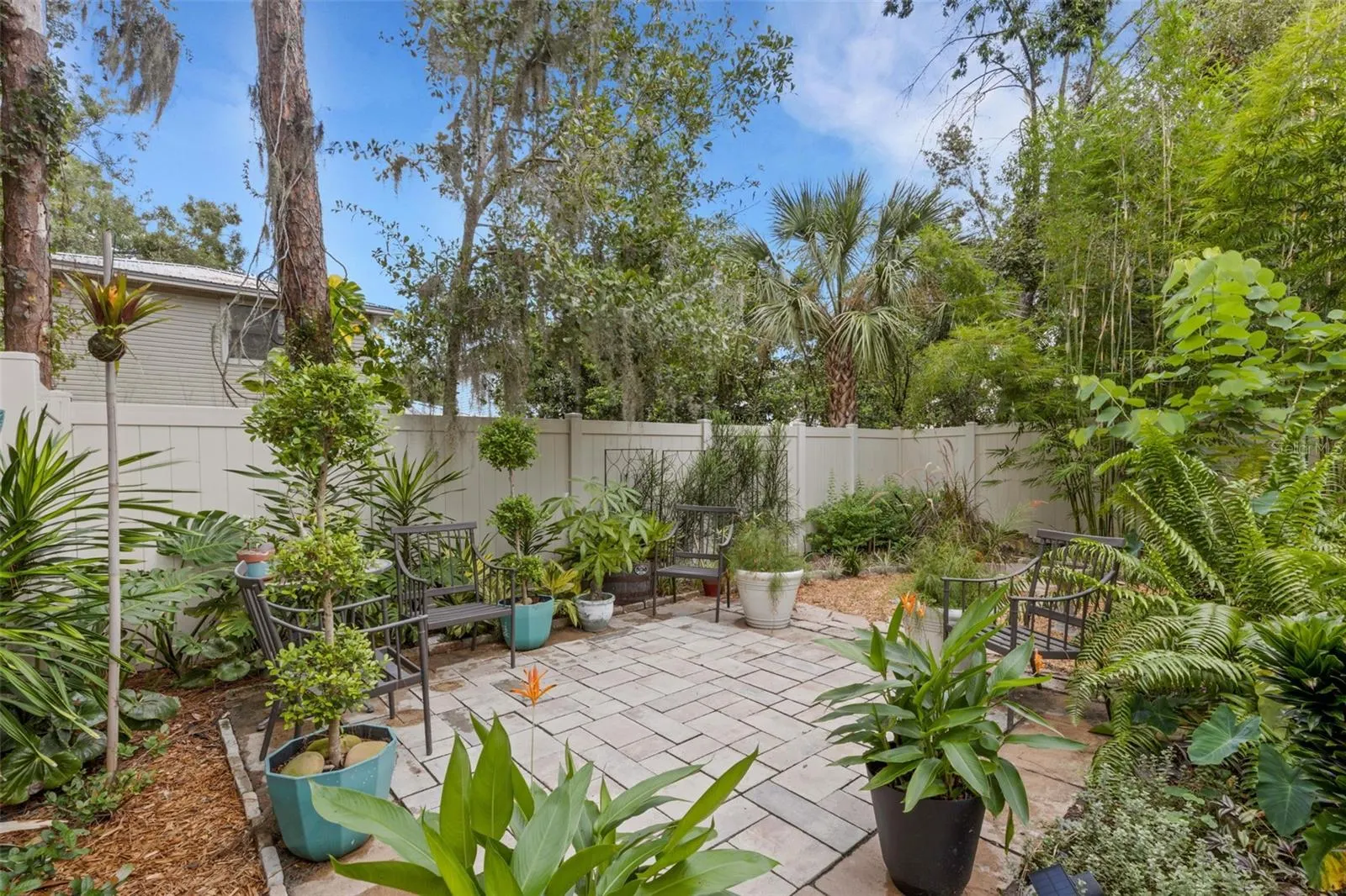 3585 RAINTREE WAY