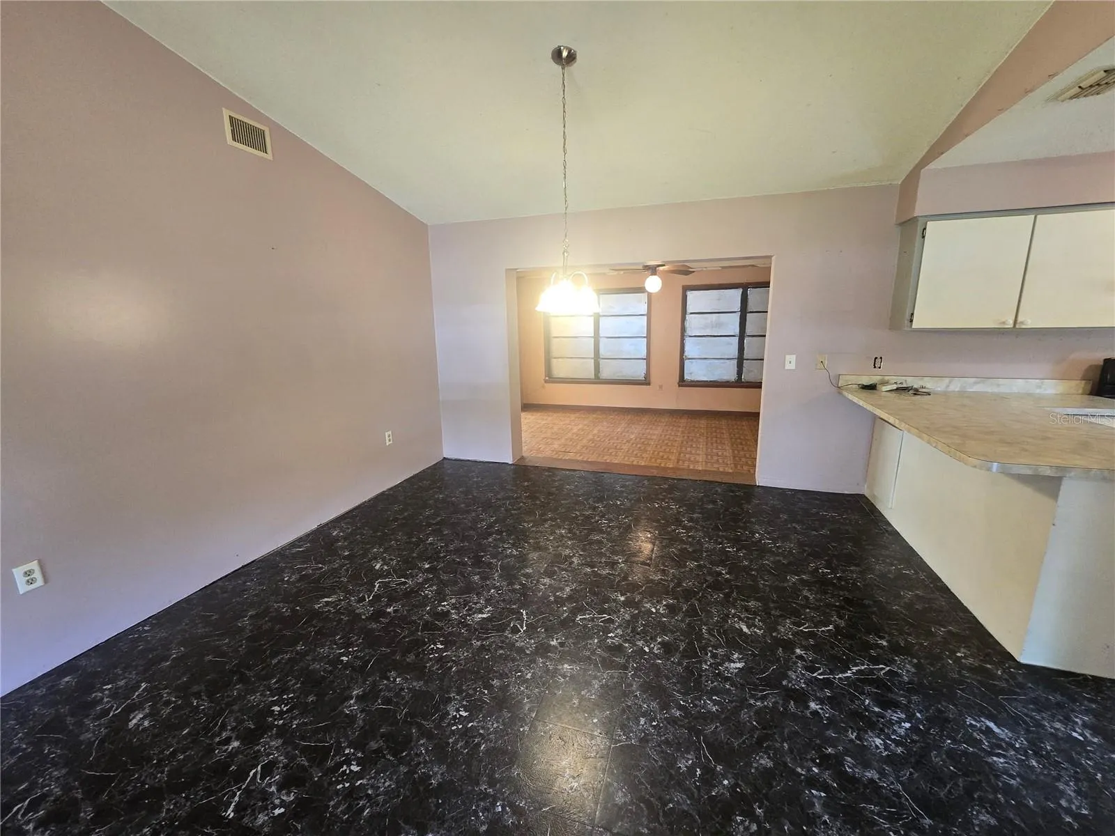 250 TANAGER AVE
