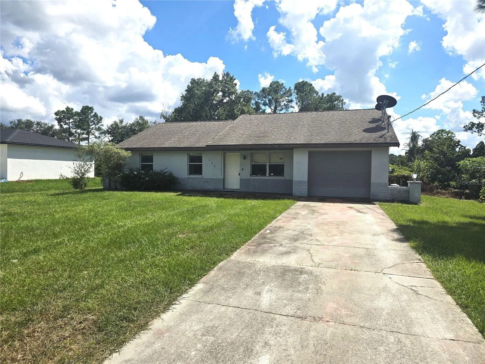 250 TANAGER AVE
