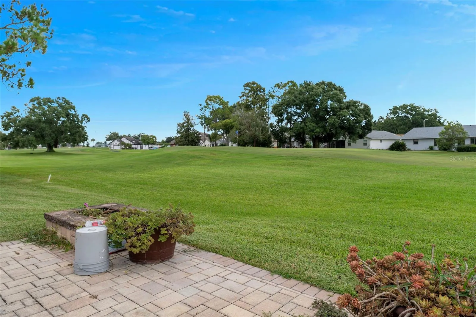 3175 PEBBLE BEND DR