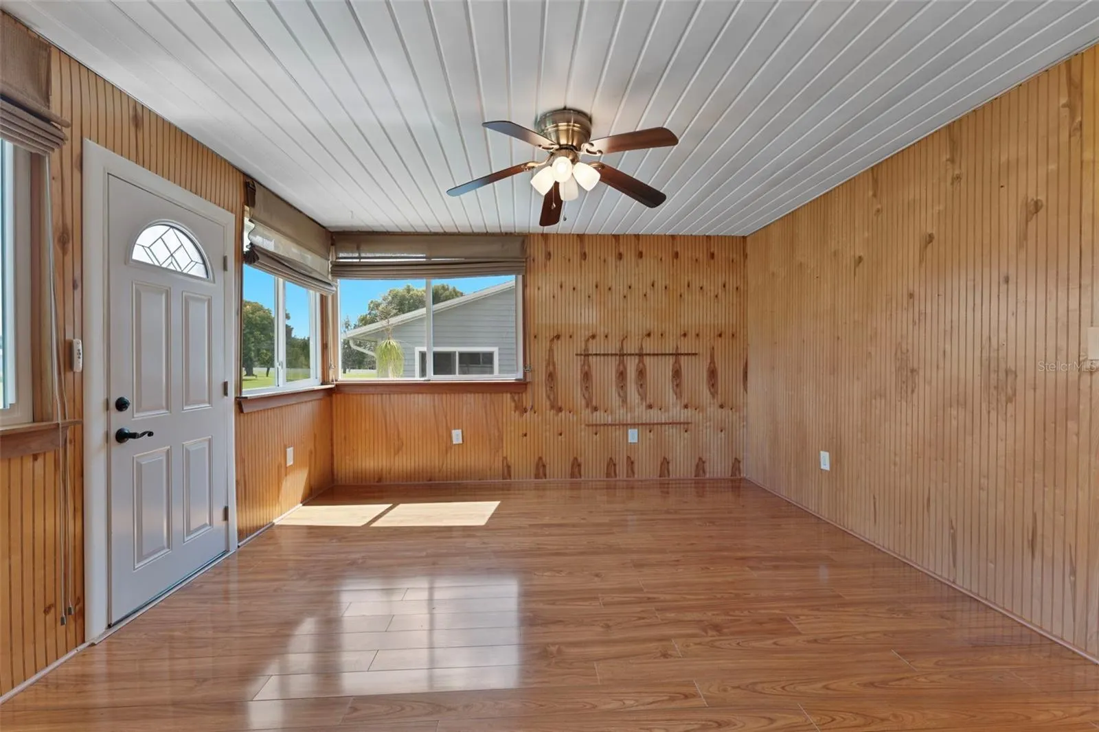 3175 PEBBLE BEND DR