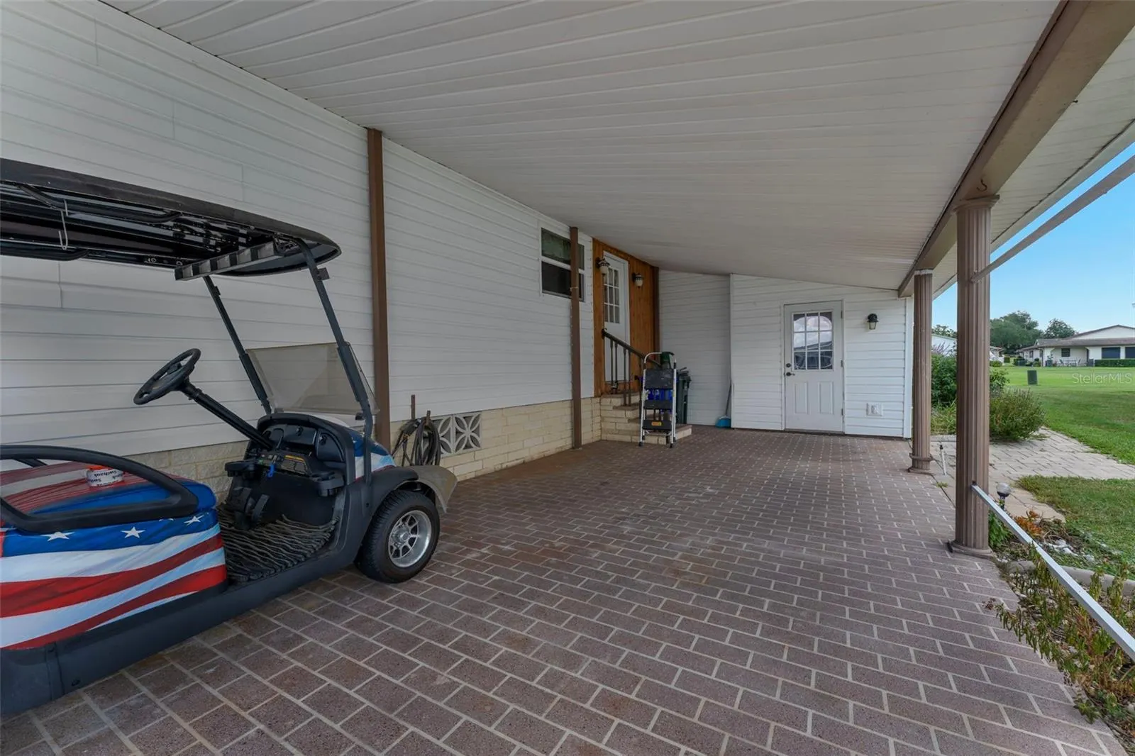 3175 PEBBLE BEND DR
