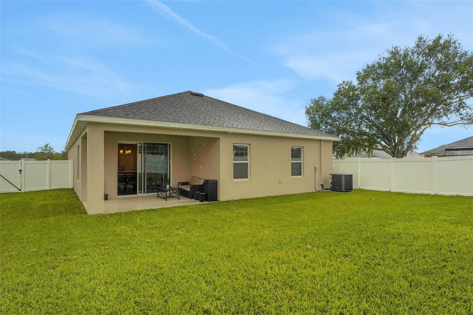 647 BENTLEY NORTH DR