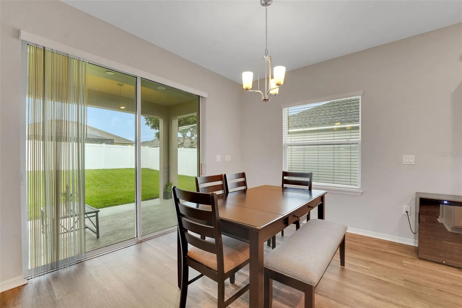 647 BENTLEY NORTH DR