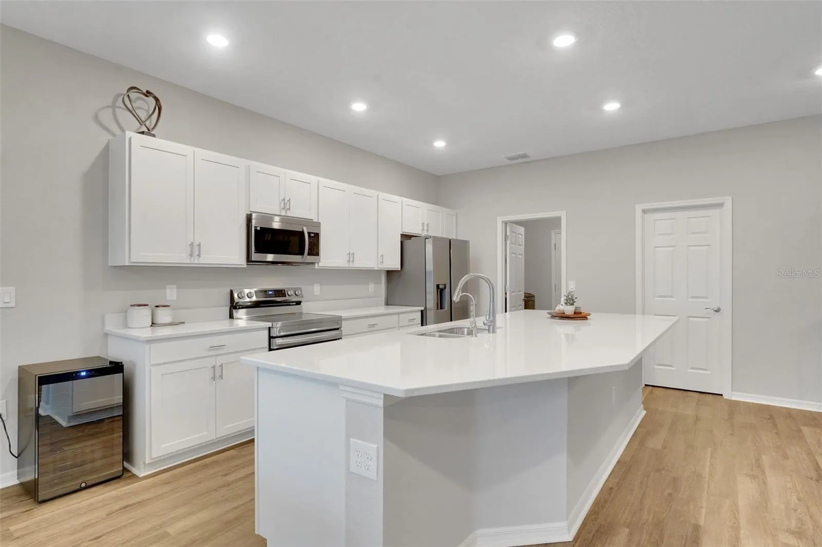 647 BENTLEY NORTH DR