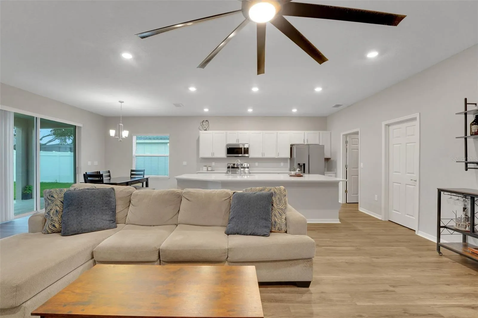 647 BENTLEY NORTH DR