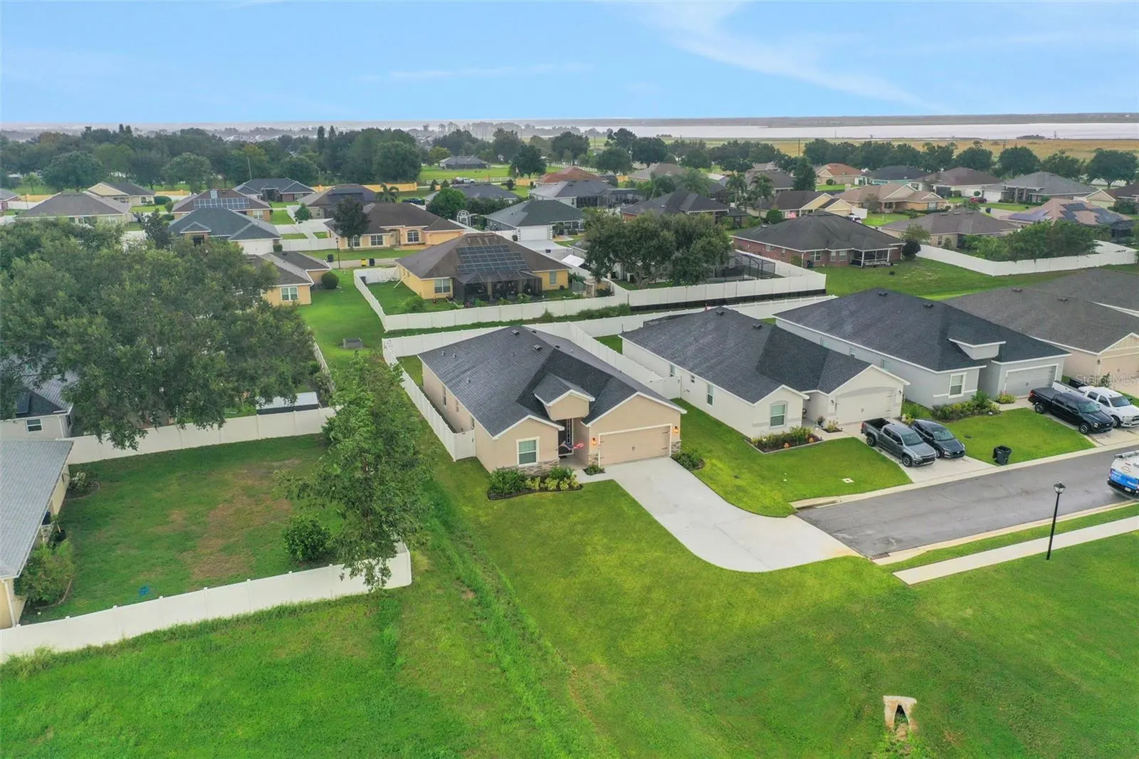 647 BENTLEY NORTH DR