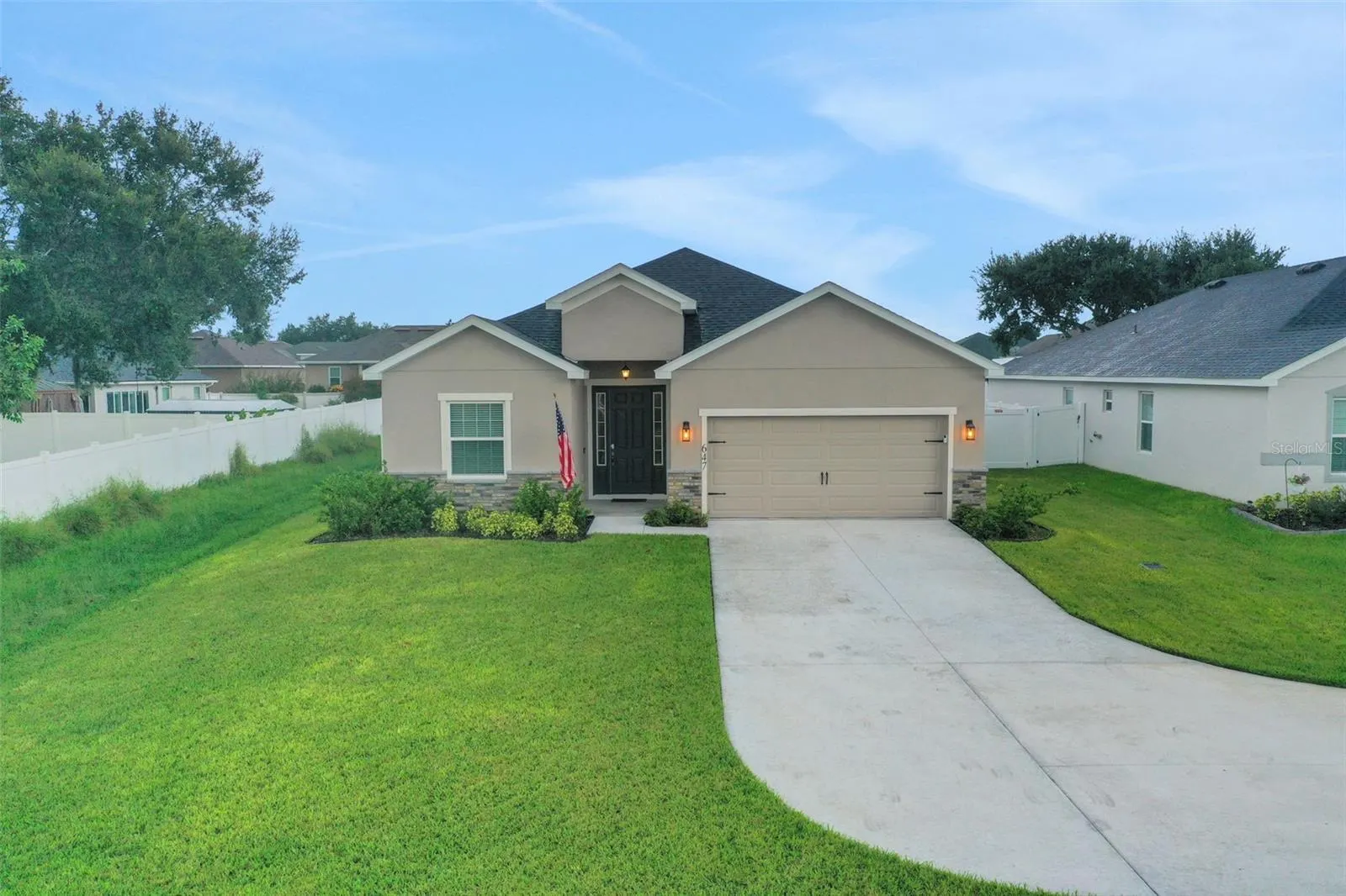 647 BENTLEY NORTH DR