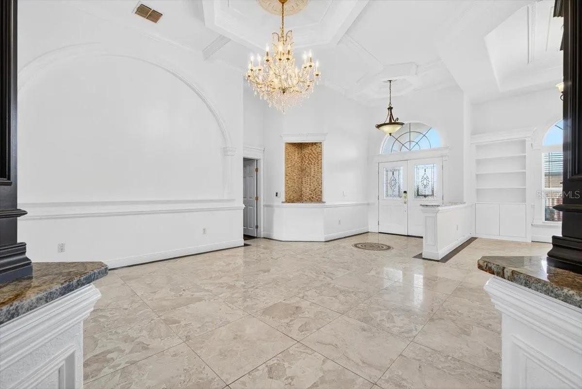 5527 VINTAGE VIEW BLVD