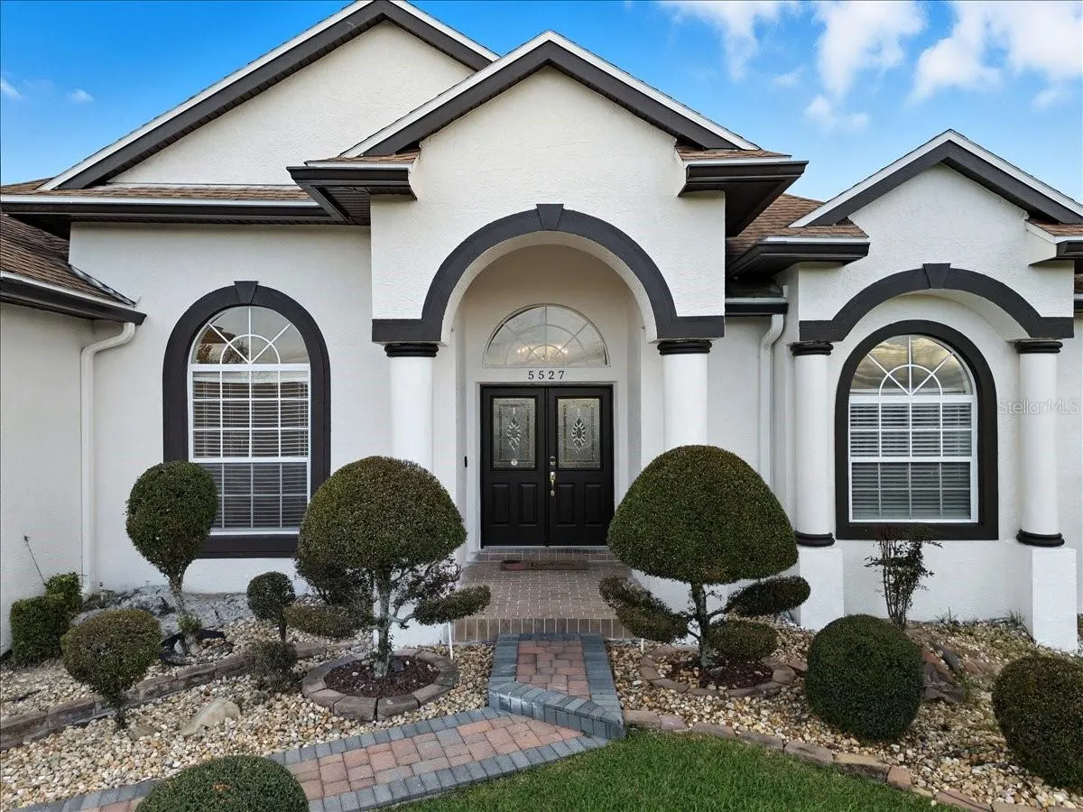 5527 VINTAGE VIEW BLVD