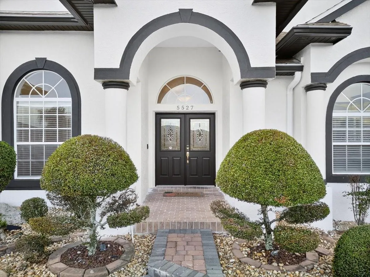5527 VINTAGE VIEW BLVD