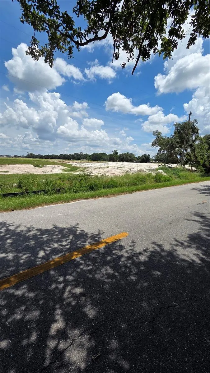 725 HICKORY HAMMOCK RD