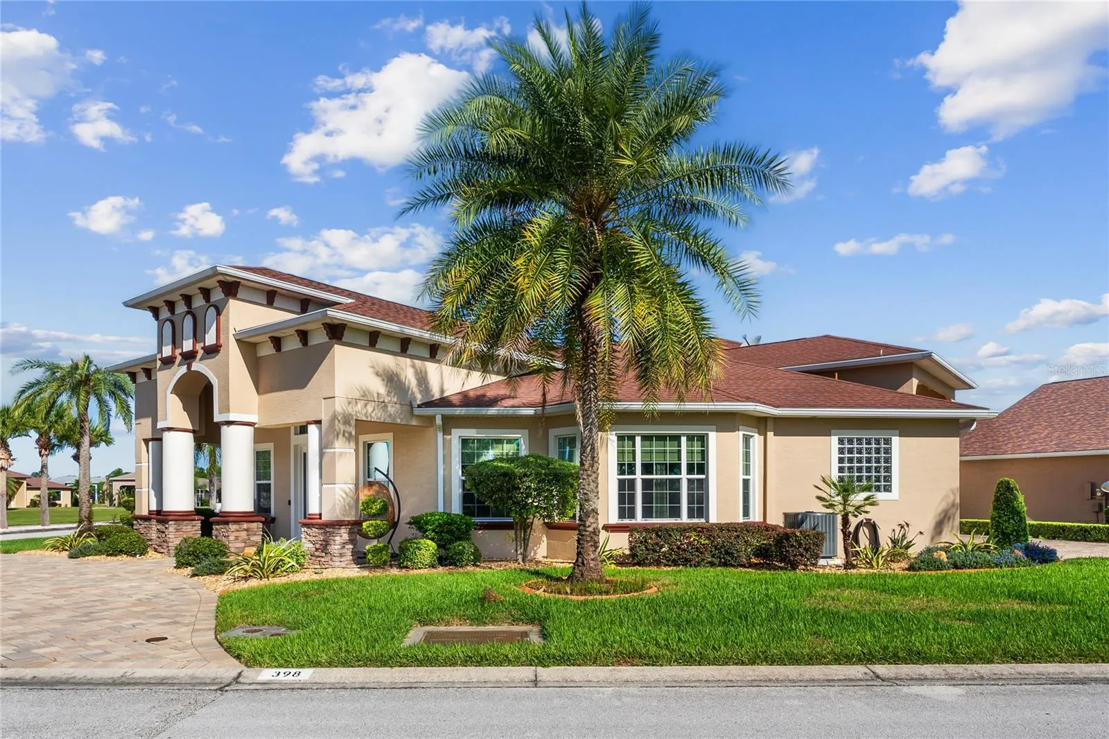 398 NOLANE LN