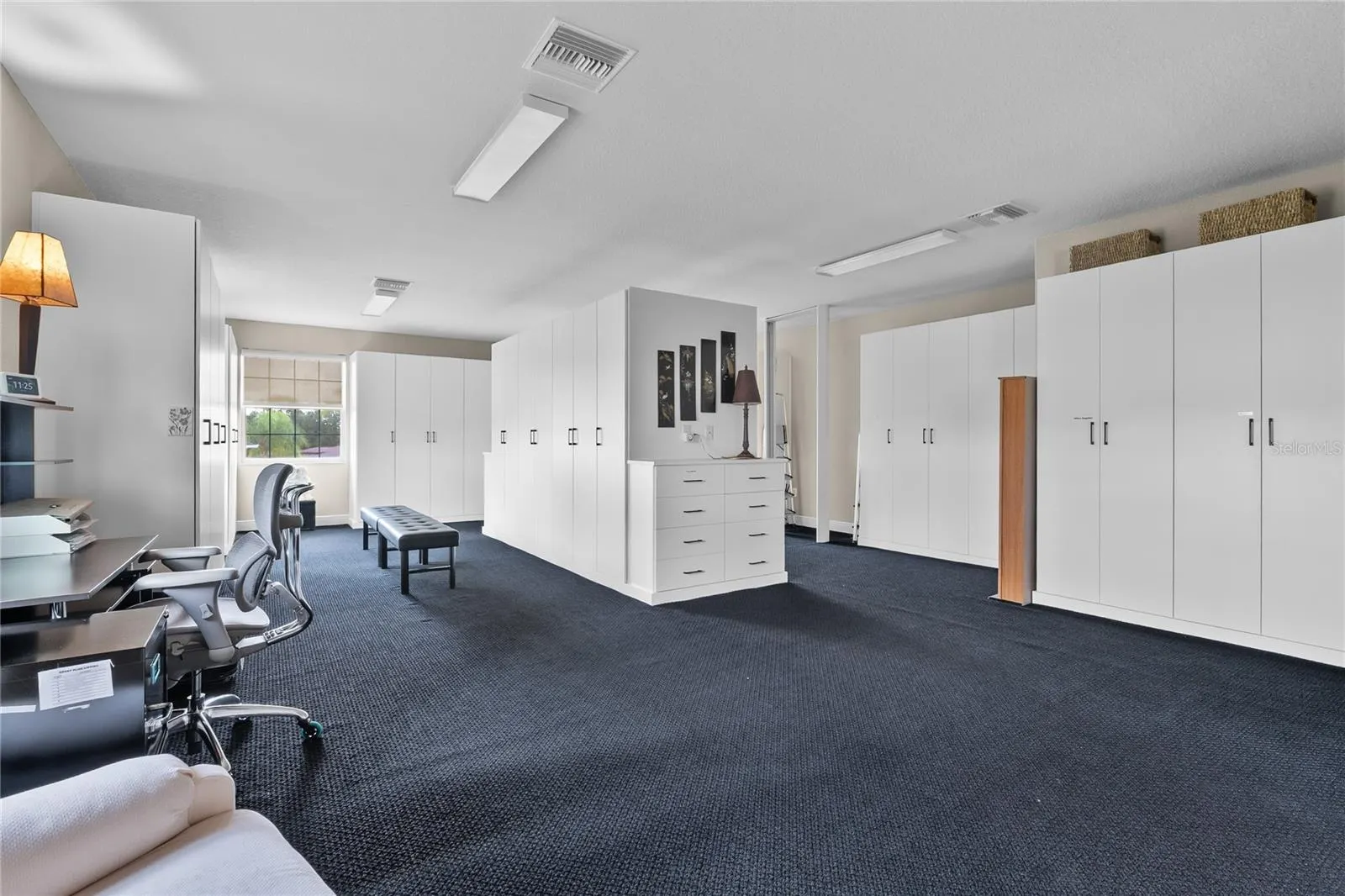 398 NOLANE LN