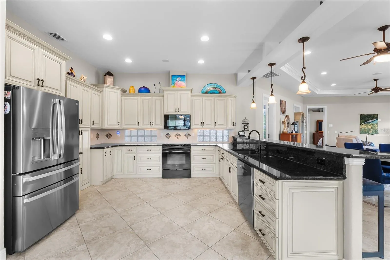 398 NOLANE LN