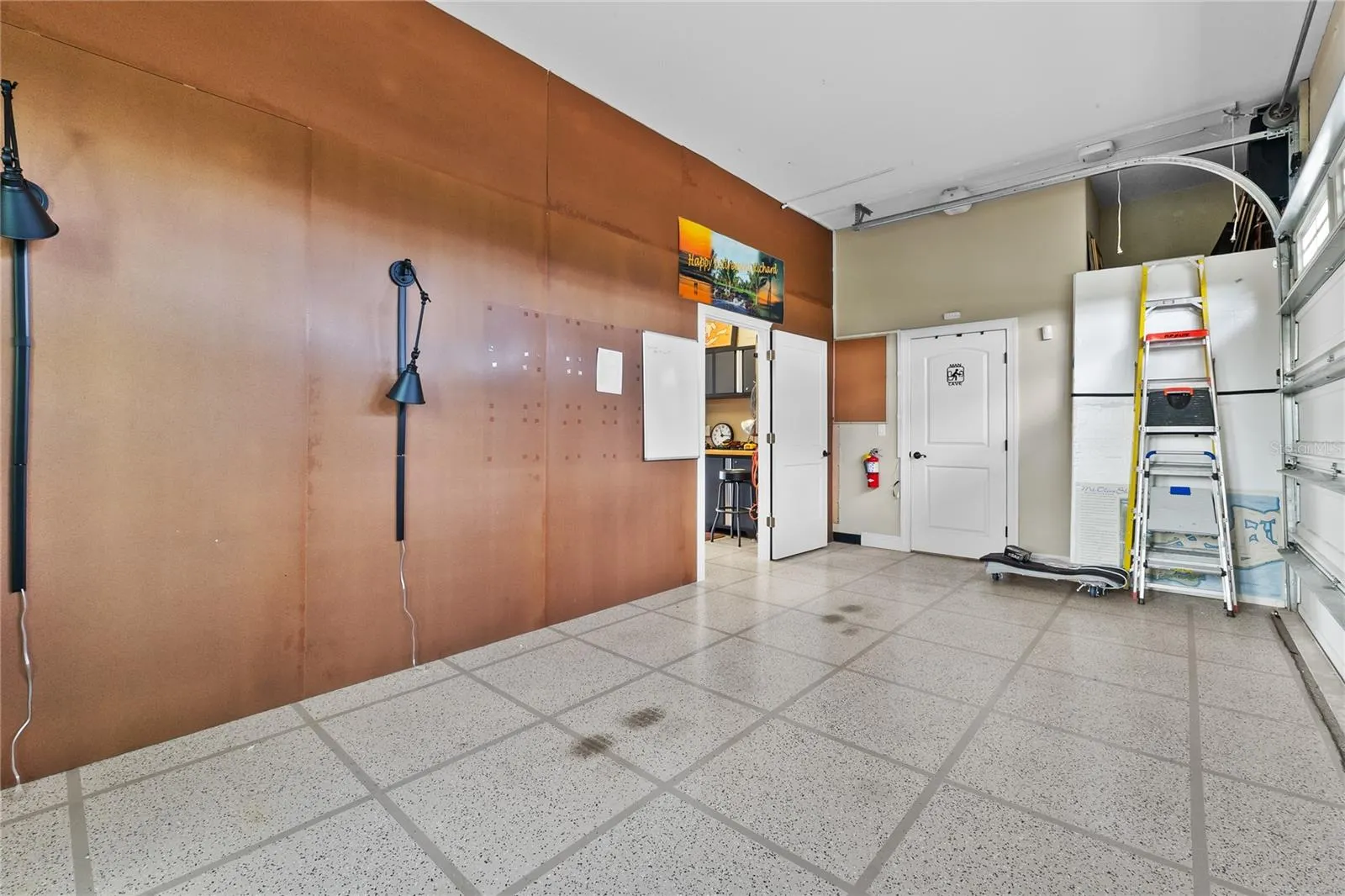 398 NOLANE LN