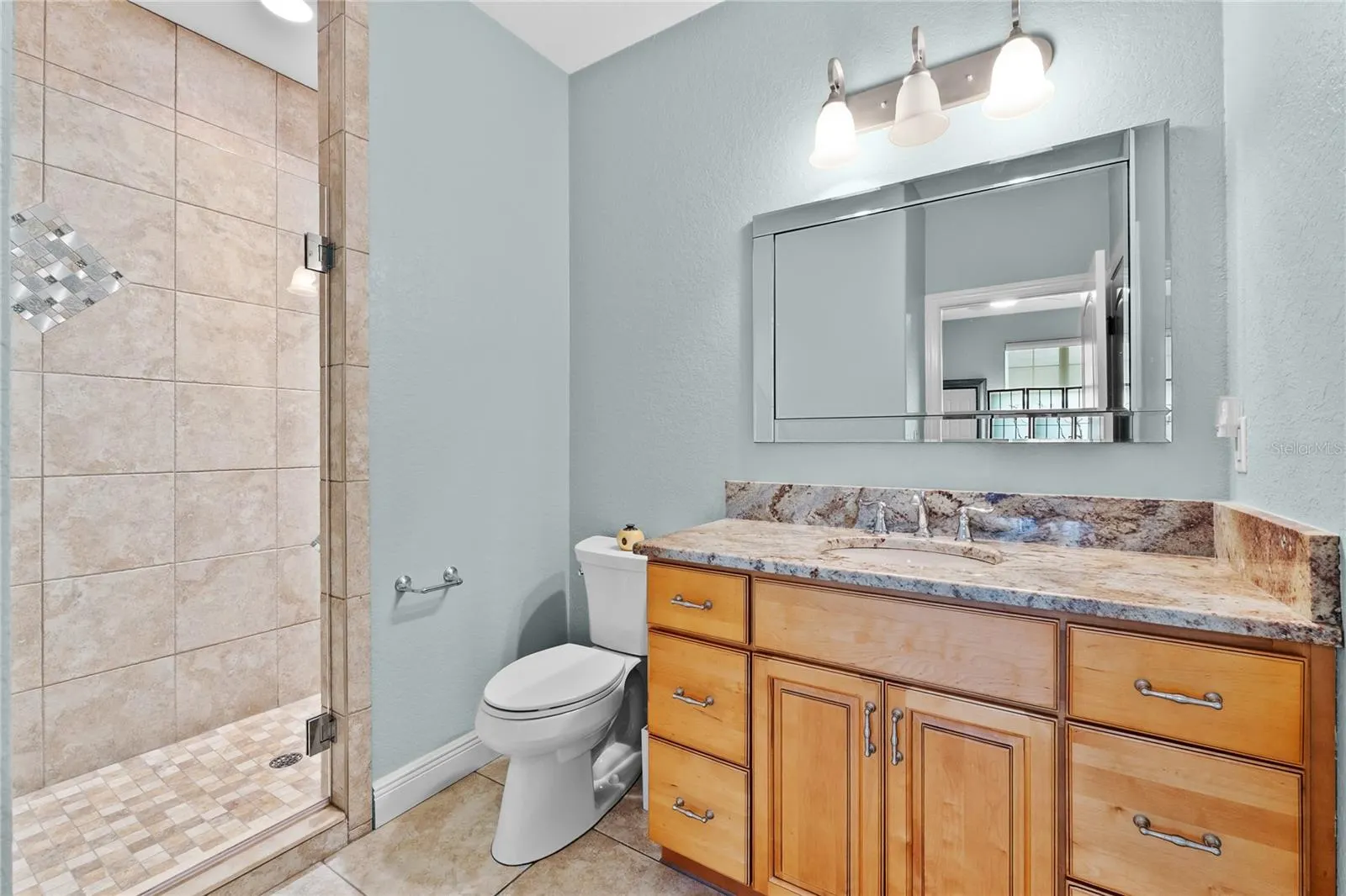 398 NOLANE LN