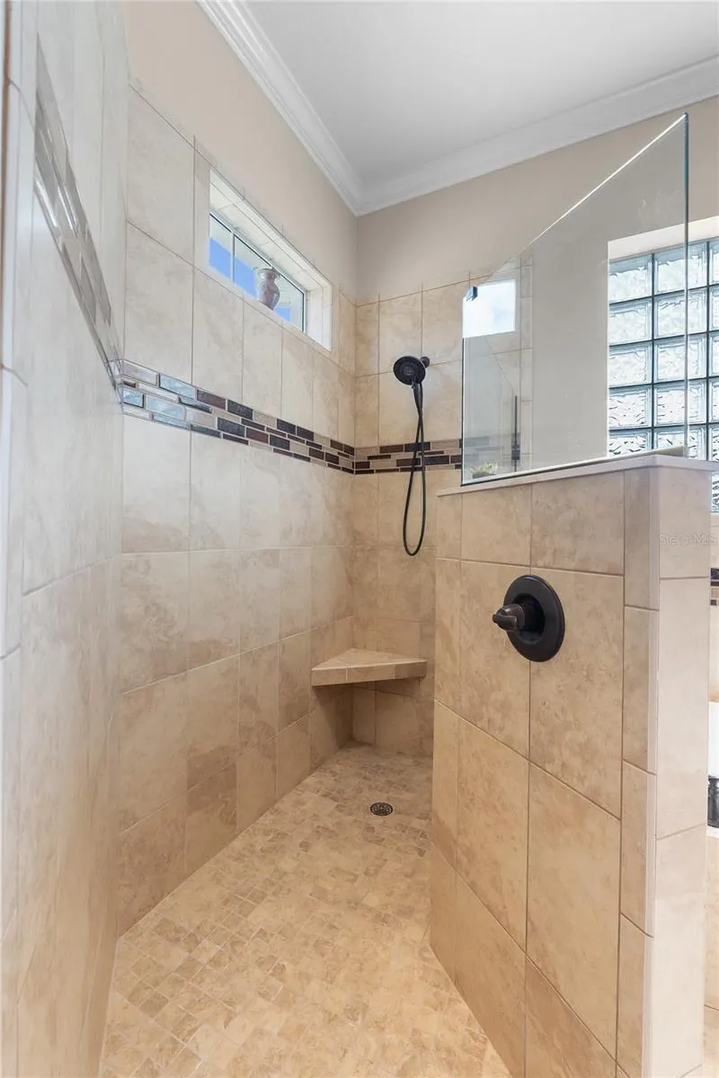 398 NOLANE LN