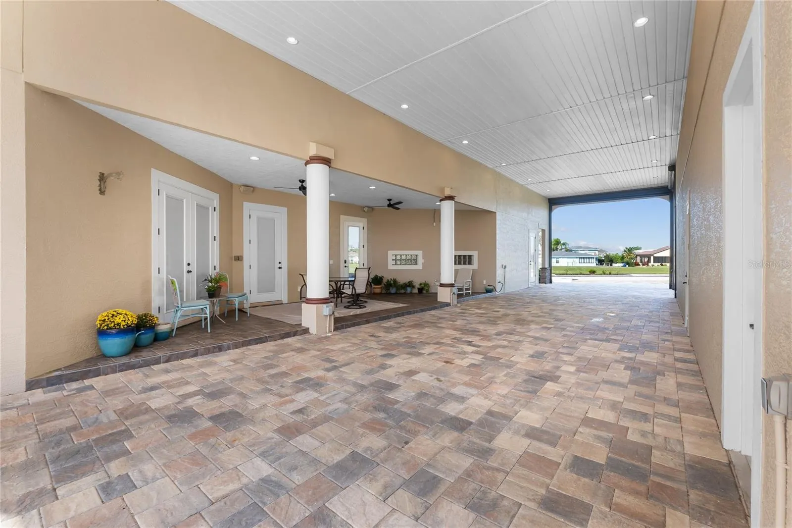 398 NOLANE LN