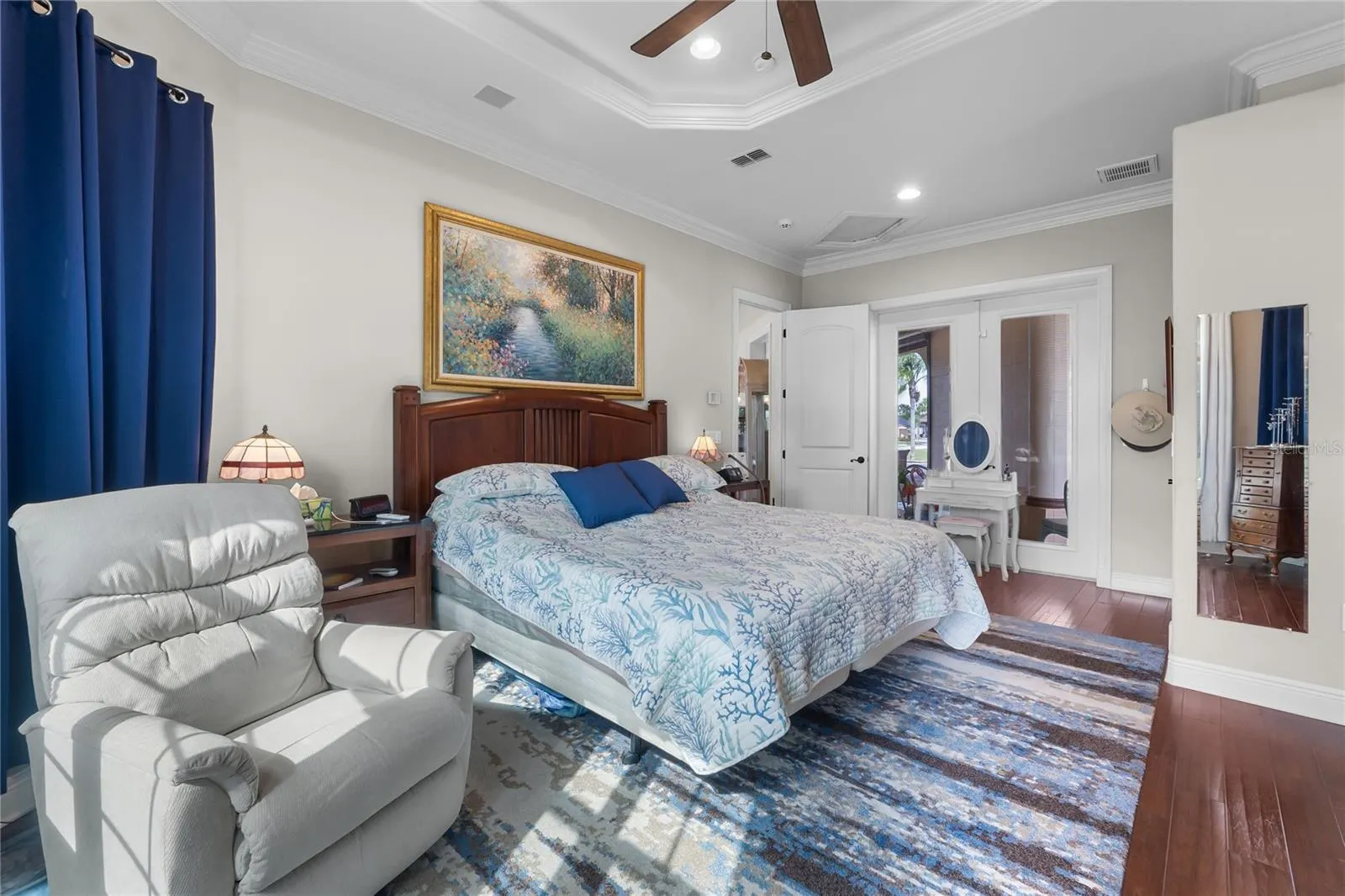 398 NOLANE LN