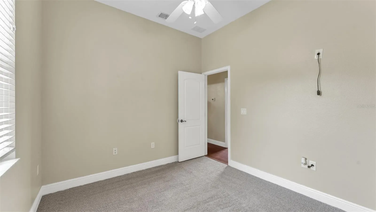 1700 SADDLEWOOD