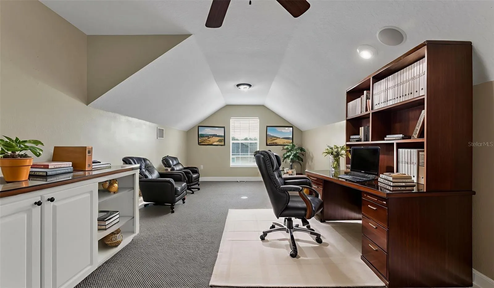 1700 SADDLEWOOD