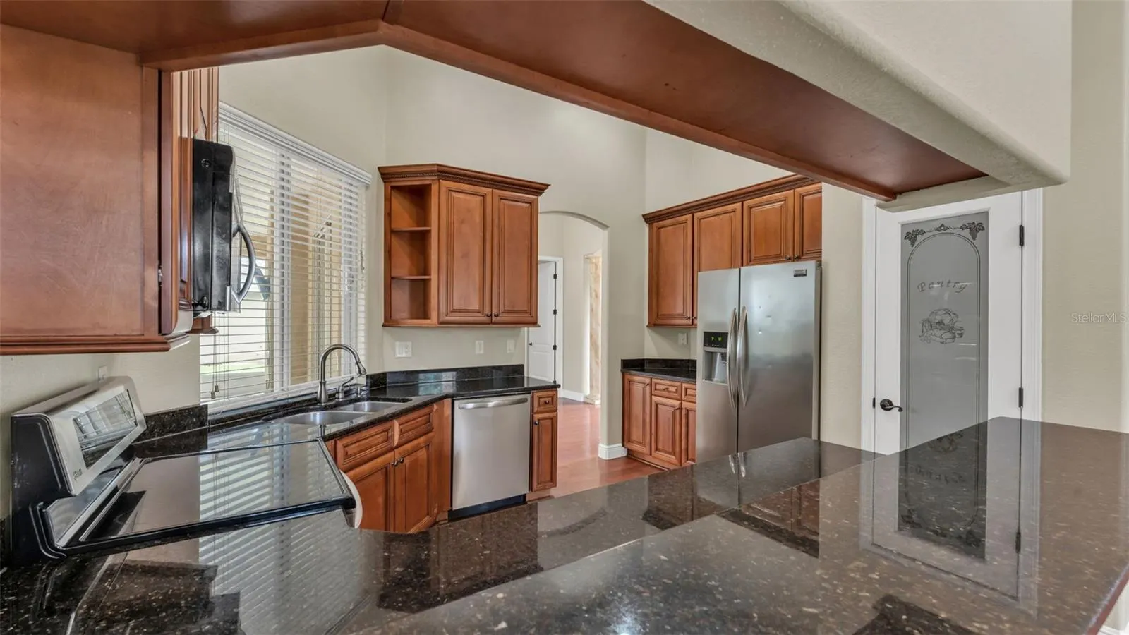 1700 SADDLEWOOD