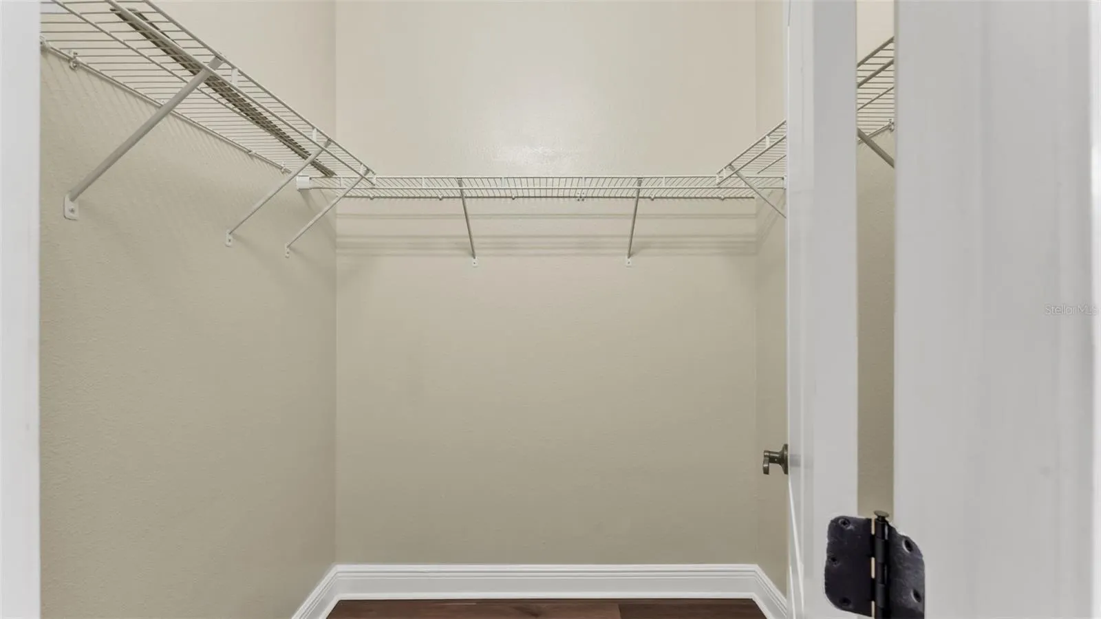 1700 SADDLEWOOD
