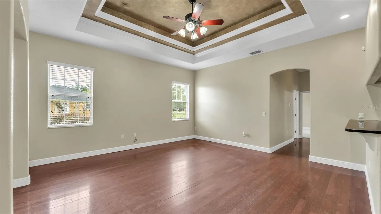 1700 SADDLEWOOD