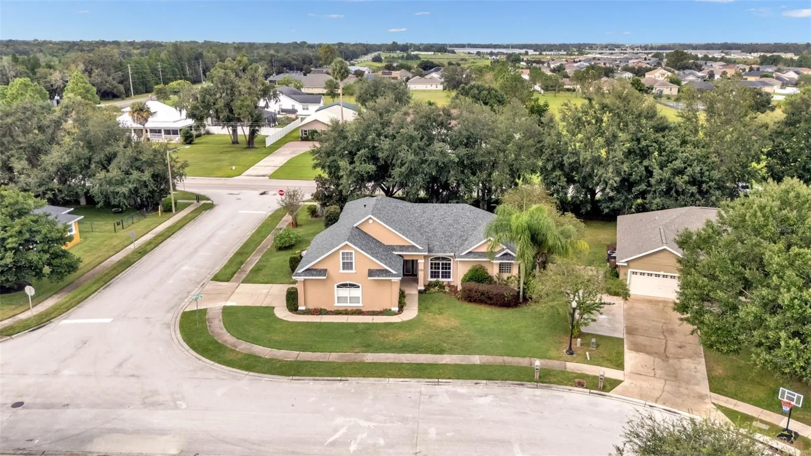 1700 SADDLEWOOD