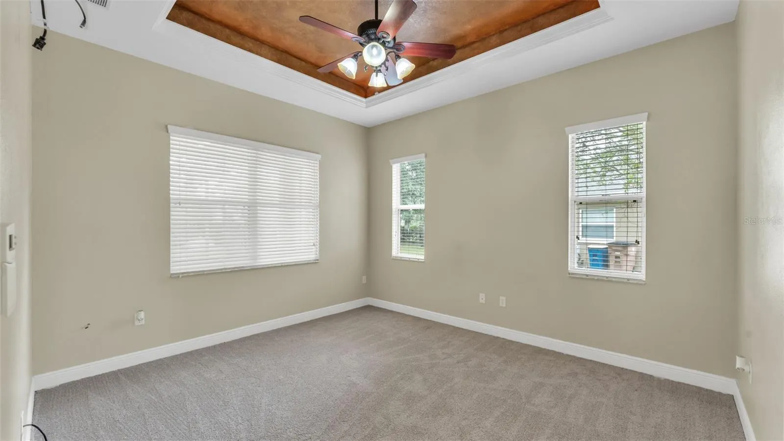 1700 SADDLEWOOD