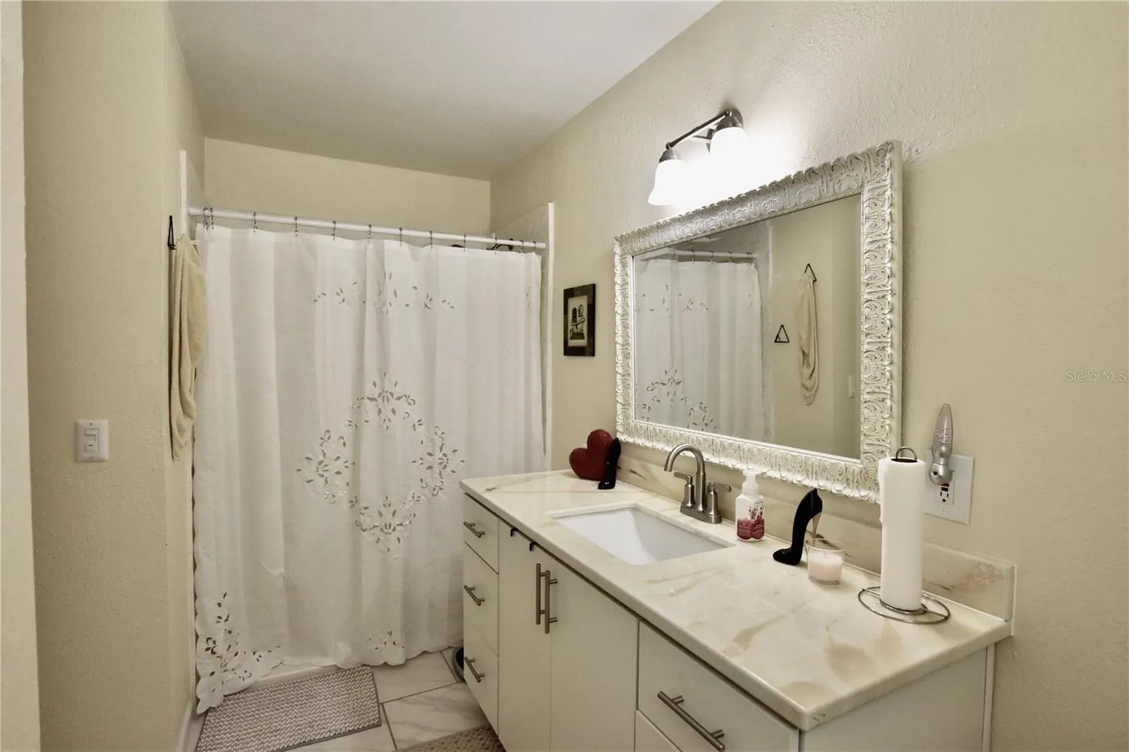 1774 BIRCHWOOD LOOP