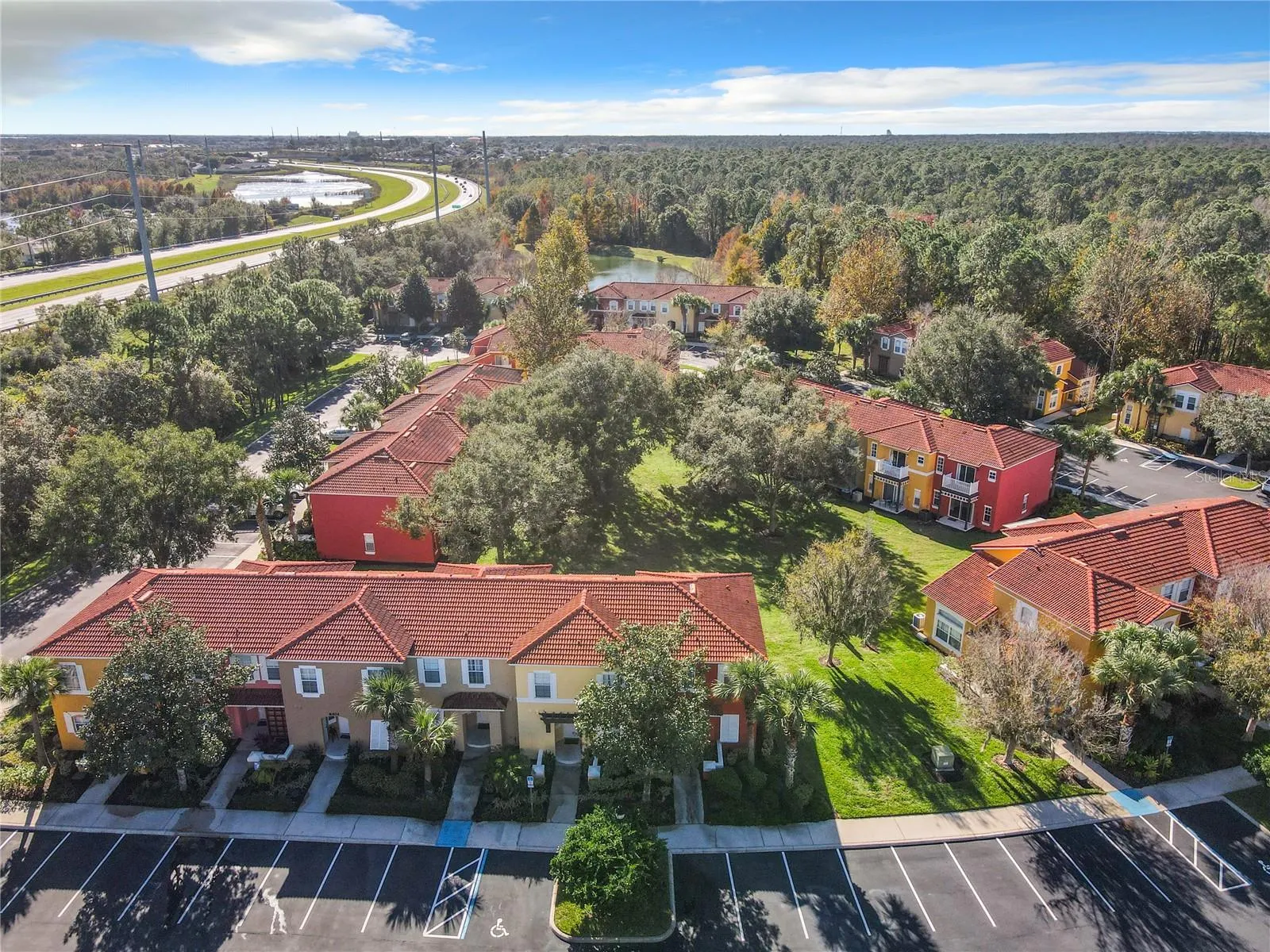 8410 BLUE LAGOON DR