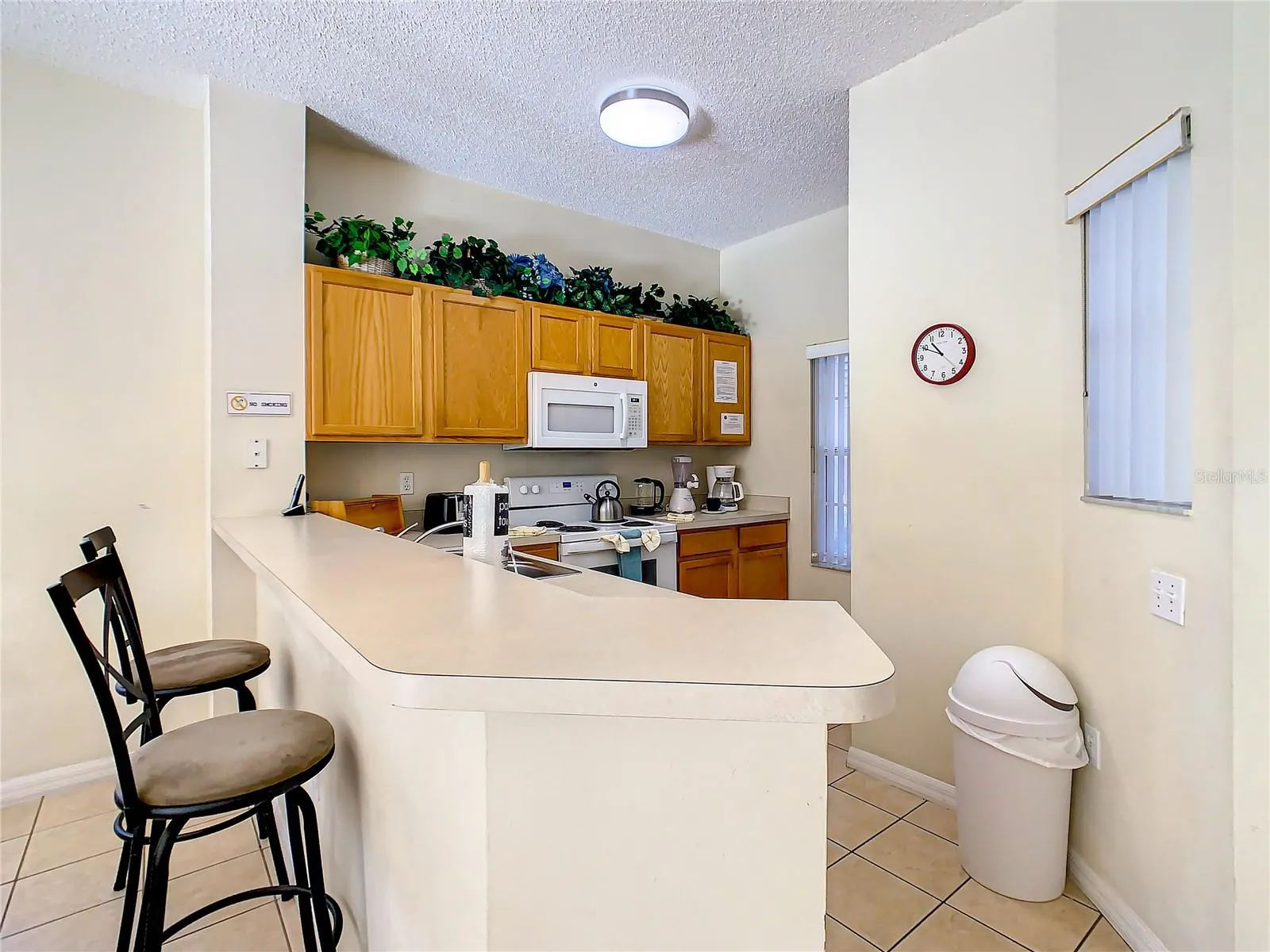 8410 BLUE LAGOON DR