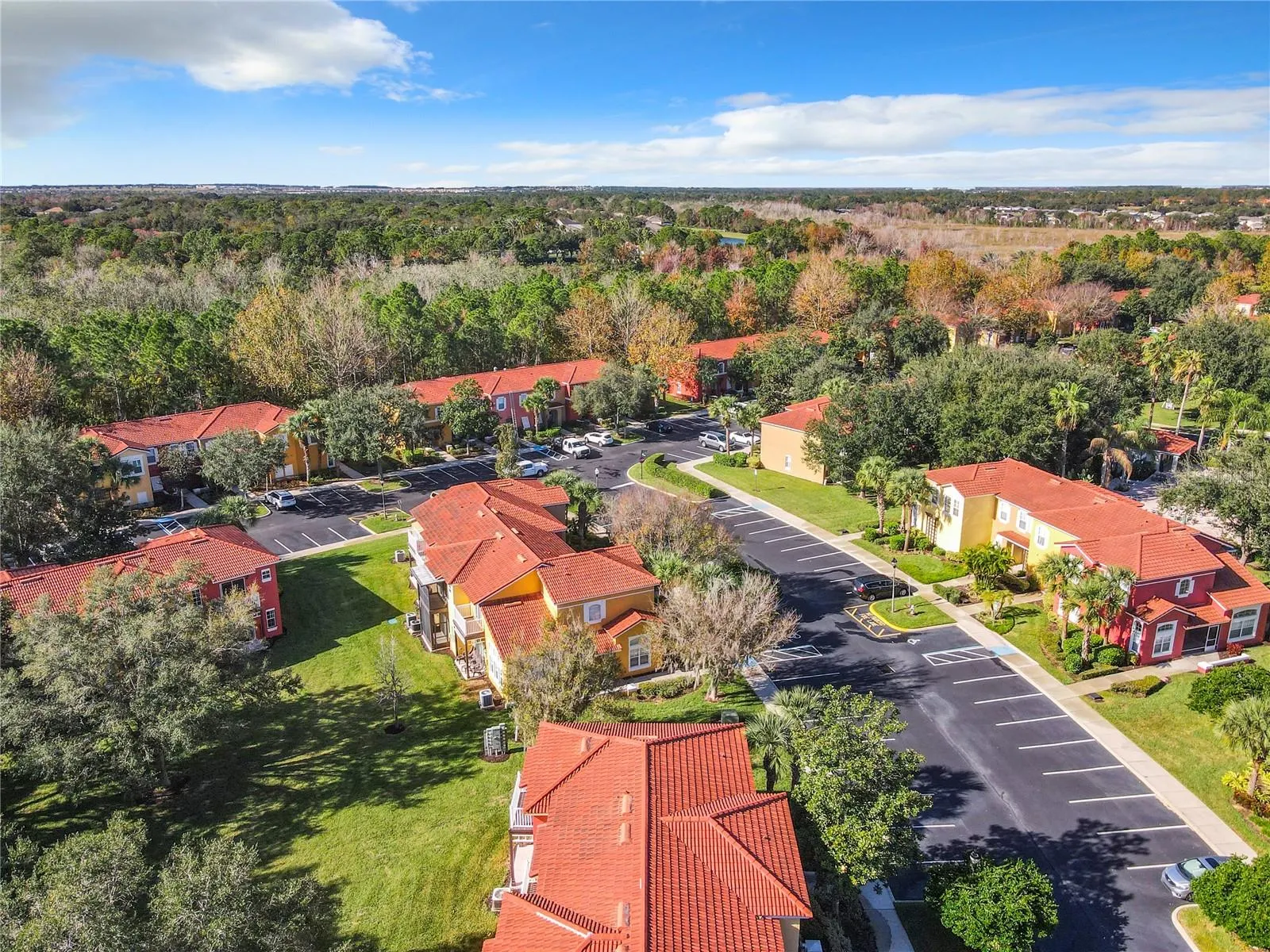 8410 BLUE LAGOON DR