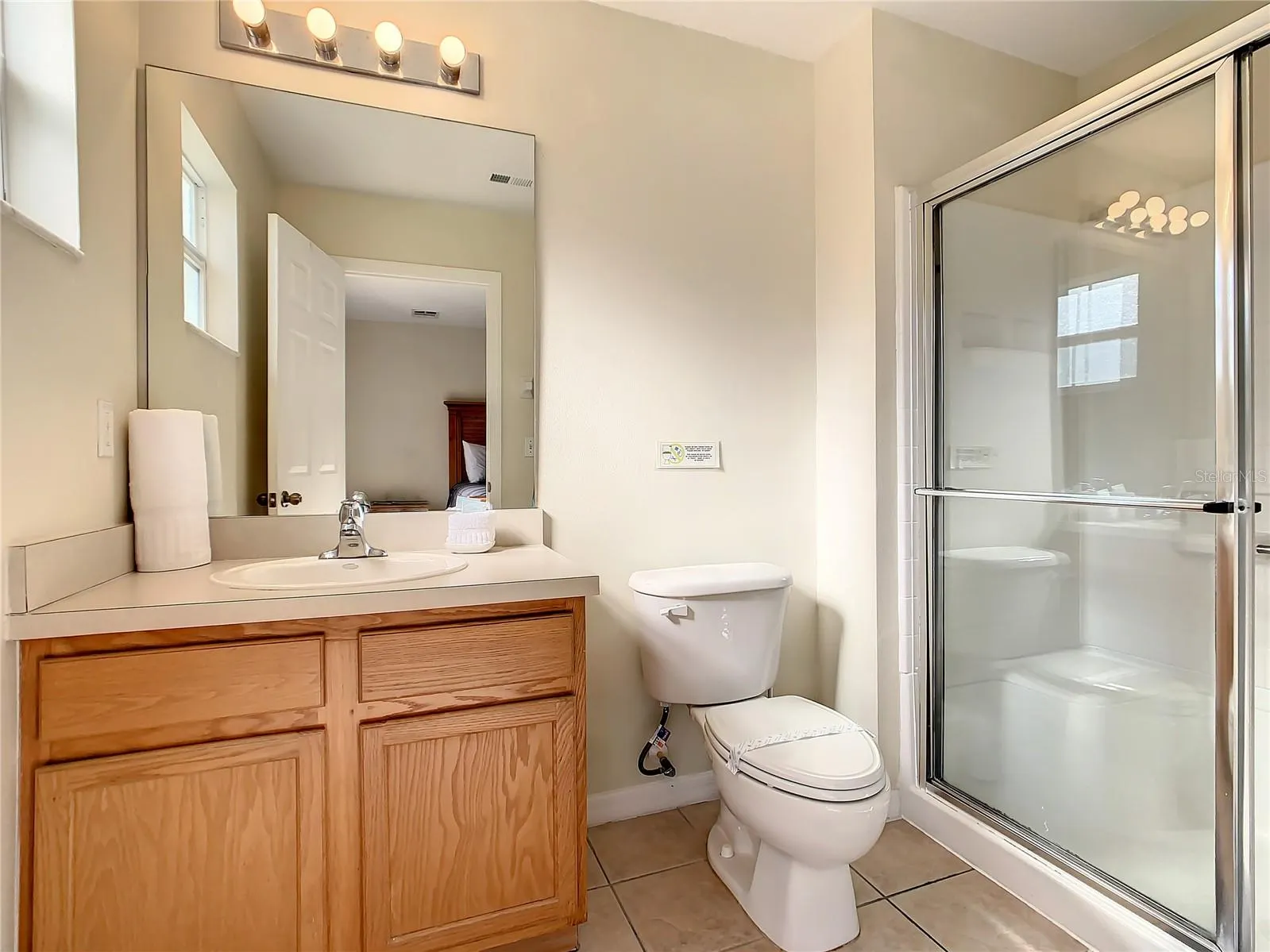 8410 BLUE LAGOON DR