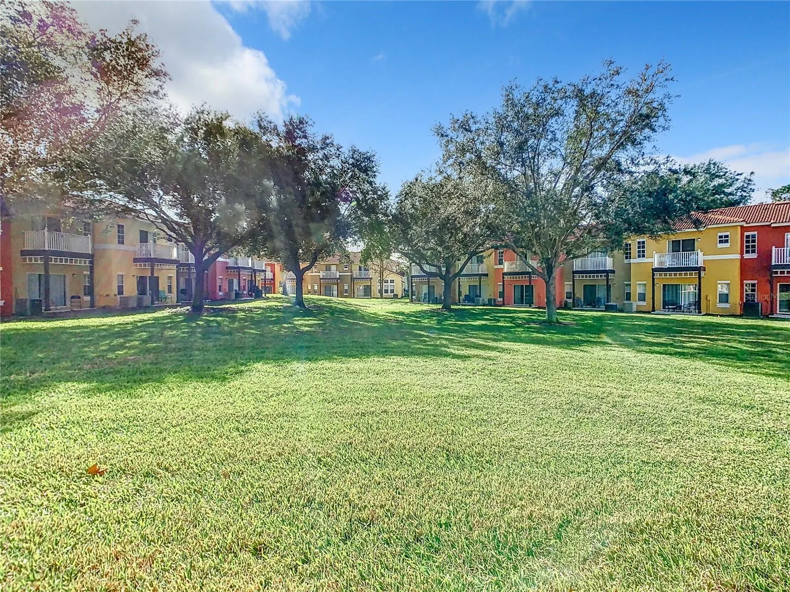 8410 BLUE LAGOON DR
