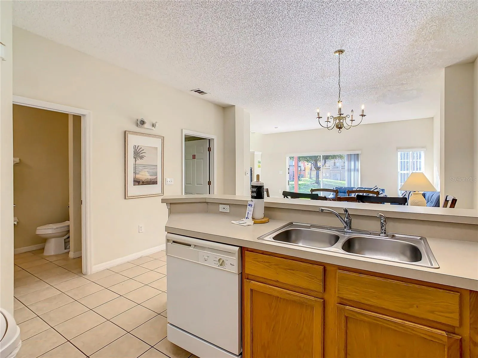 8410 BLUE LAGOON DR