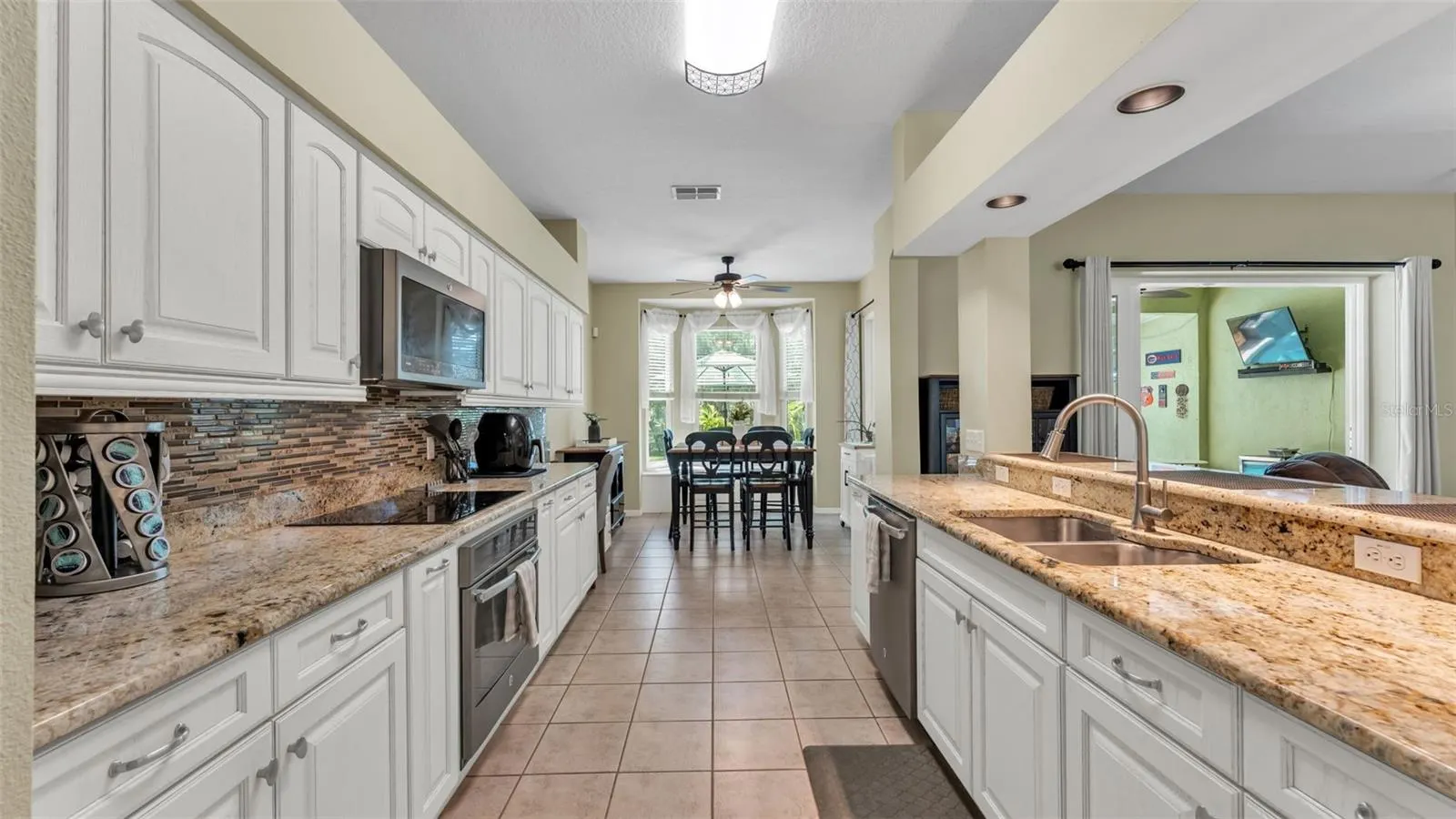2803 SPRING MEADOW DR