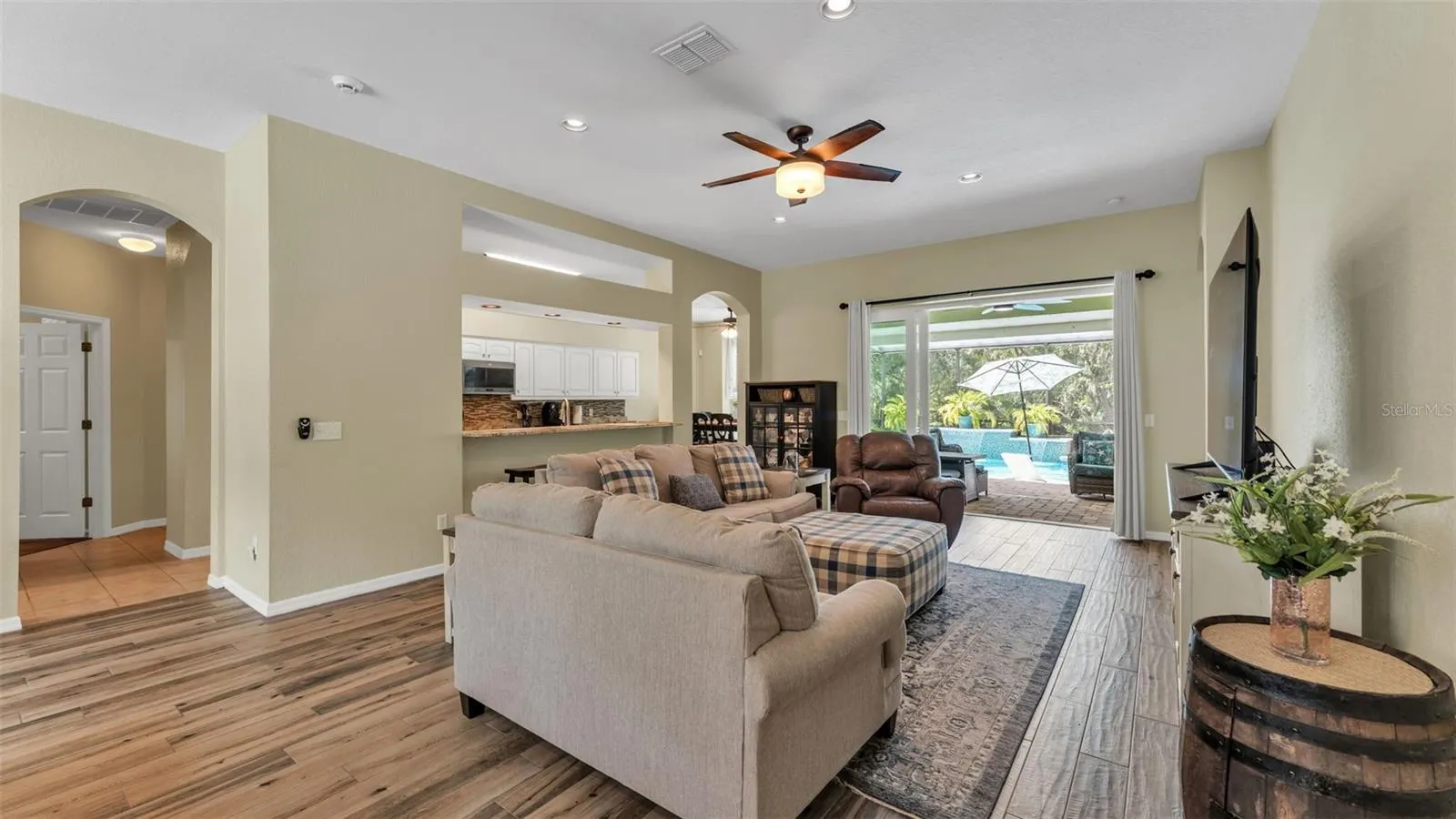 2803 SPRING MEADOW DR