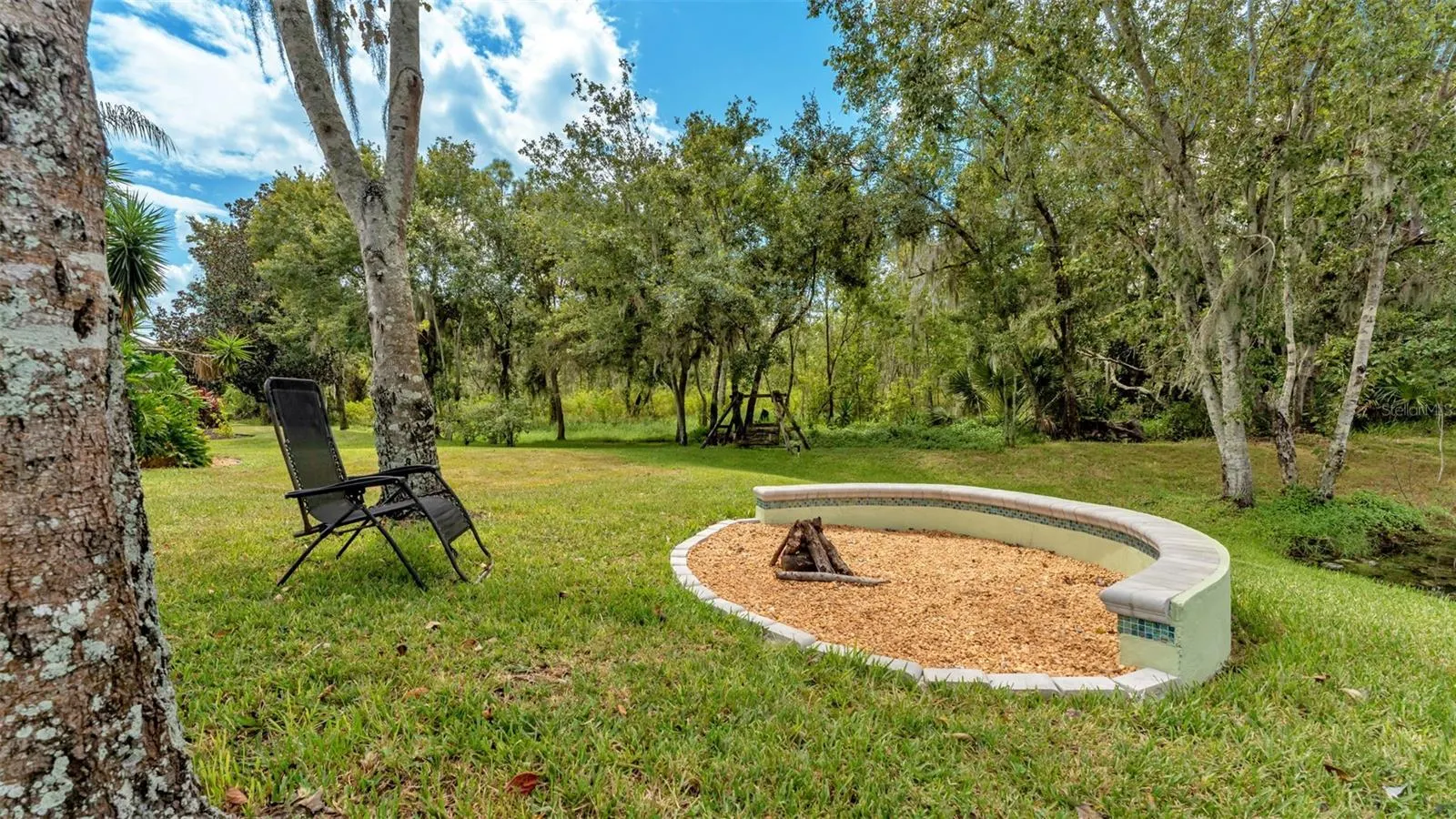 2803 SPRING MEADOW DR