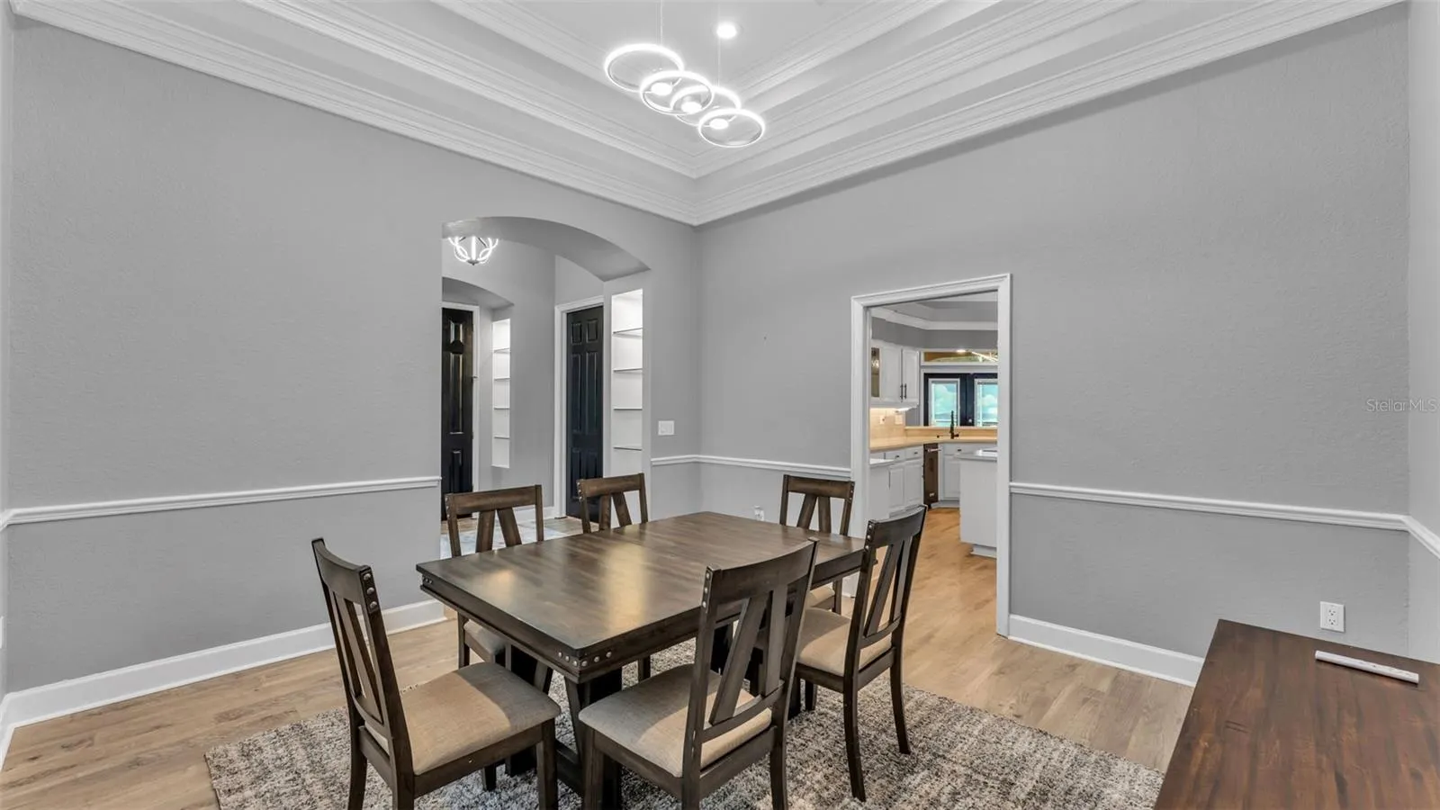 7903 DARLINGTON CIR